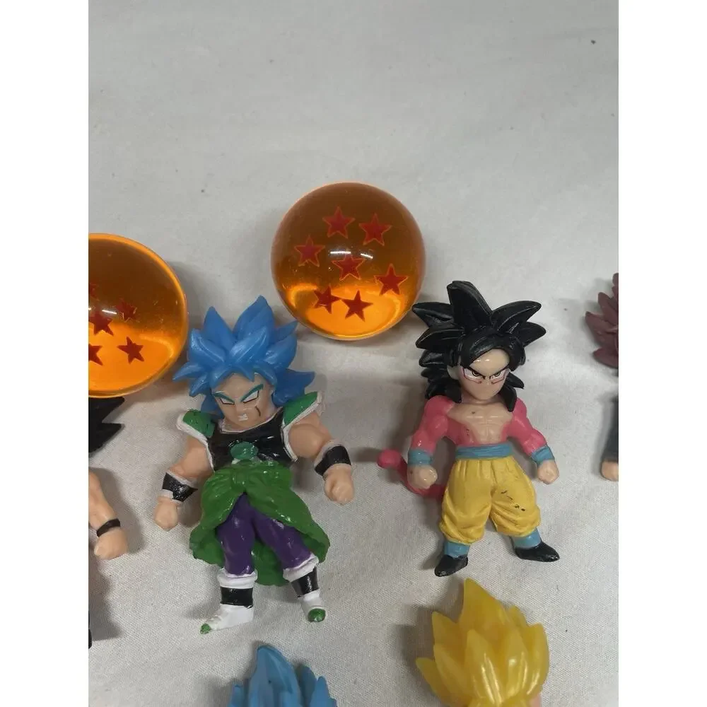 Dragon Ball Z DBZ Anime Mini Figure Lot Of 16 With Balls And Stands